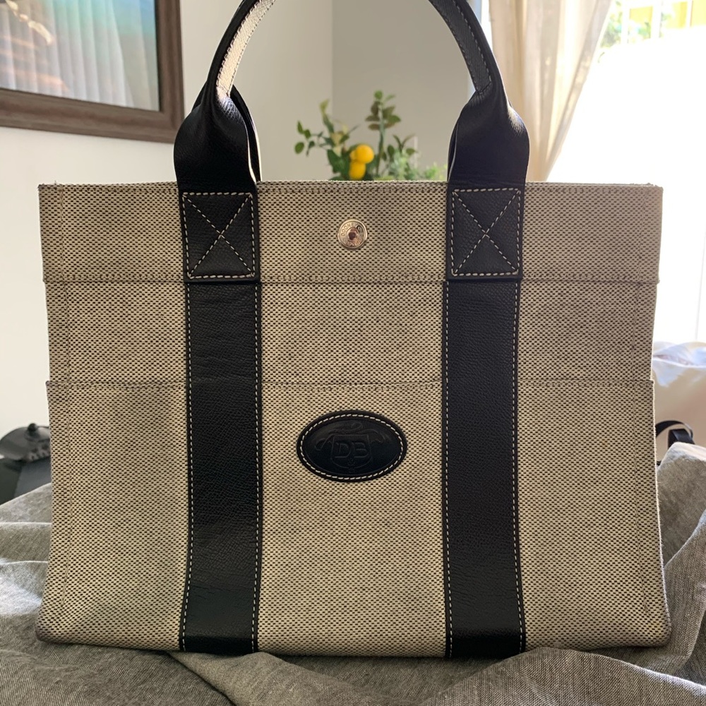 Vintage DOONY & BURKE satchel. In great condition